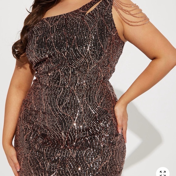 😍Fashion Nova One Shoulder Sequin Dress - Black and Silver - Picture 2 of 7